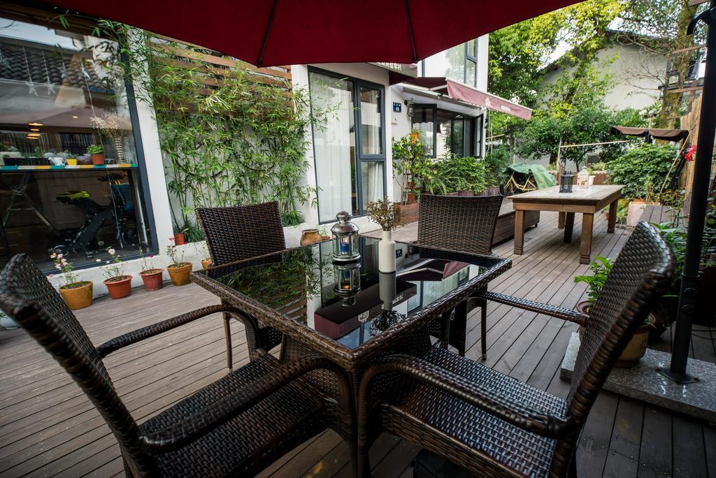 Two Towns Hostel Hangzhou Exterior foto